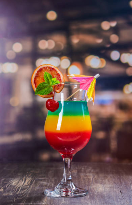 Les Techniques Ultimes pour Réaliser des Cocktails à Étages : Un Arc-en-Ciel de Saveurs