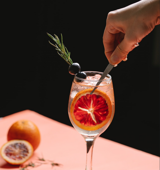 The Origins of Cocktails and the Art of Mixology: A Journey through Time