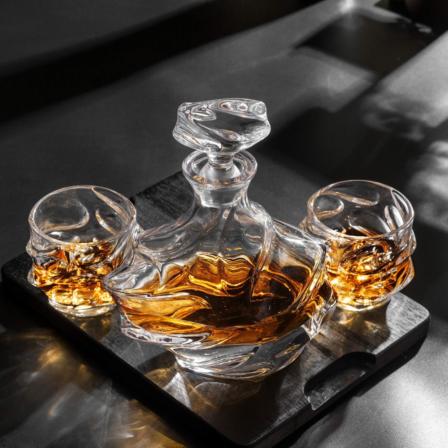 Carafe à Whisky en Cristal avec 4 Verres - Ensemble Élégant de 750 ml